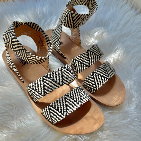 Aztec Tribal Woven Ankle Strap Sandals - Picture 7 of 16